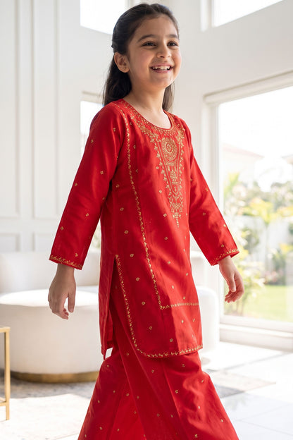 NEW ARRIVAL] NOOR- Crimson Red Embroidered Lawn 2-Piece Suit