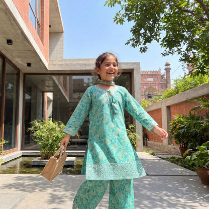 ARIA – 2 Piece Suit Premium Embroidered Mint Floral Lawn Set
