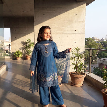 RAYA – 3 Piece Suit  Luxury Embroidered Royal Blue Organza & Lawn Set