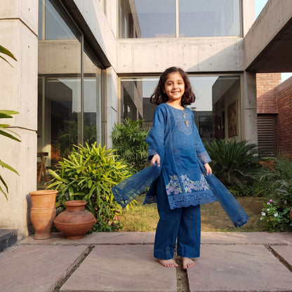 RAYA – 3 Piece Suit  Luxury Embroidered Royal Blue Organza & Lawn Set